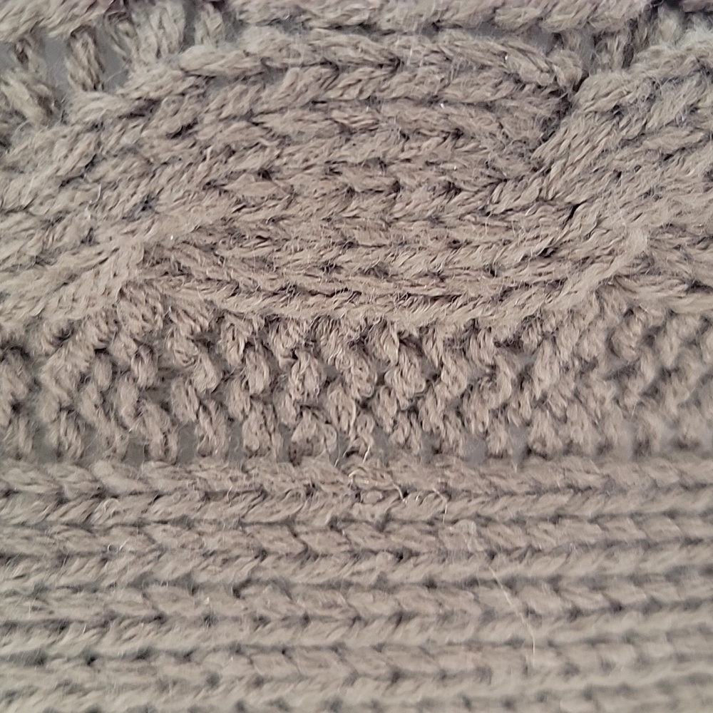 💗 POOF APPAREL LS Sweater Ragged Edge Olive Green L - Picture 5 of 11
